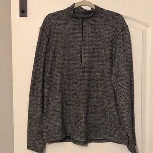 Men’s Lululemon 1/3 zip in black/white Large